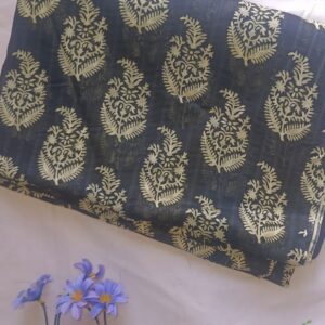 floral printed doriya lawn 2pc unstitched suit – summer collection for women